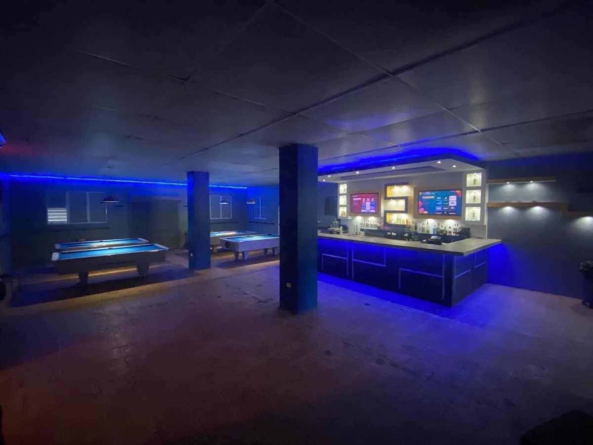 Hatillo Road House Bar & Grill