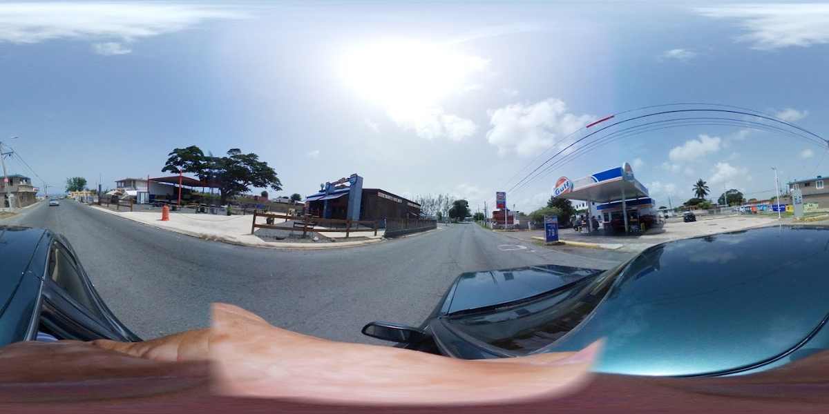 Hatillo Road House Bar & Grill