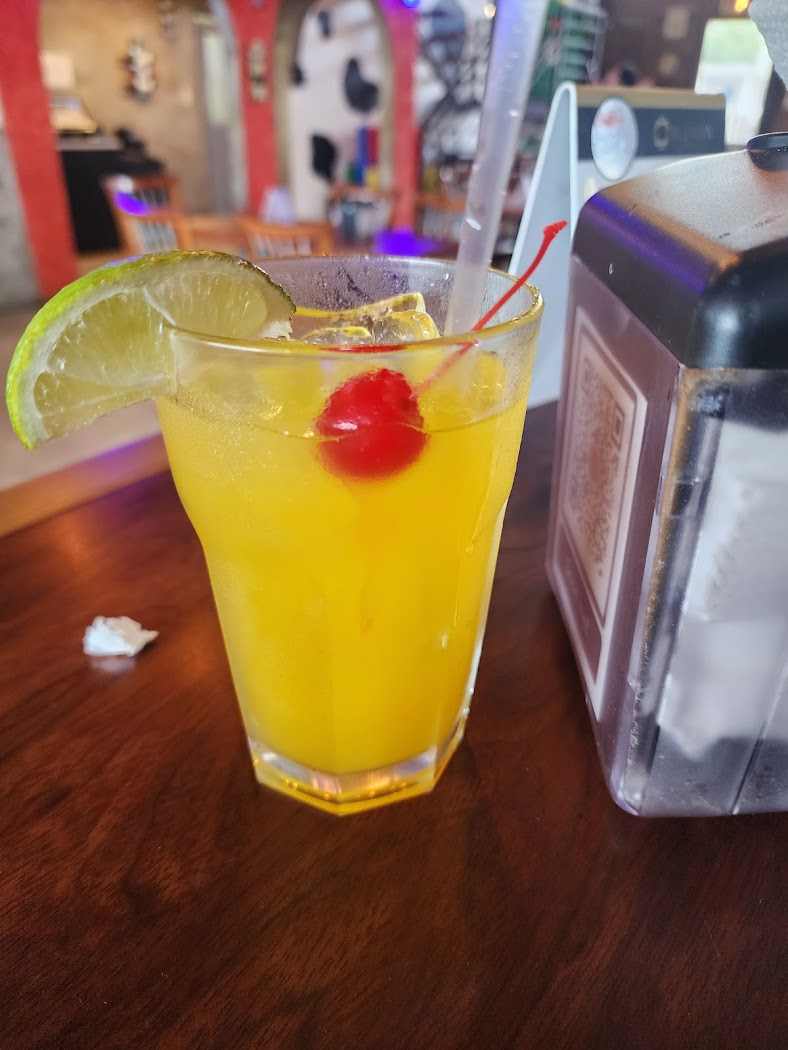Hatillo Road House Bar & Grill