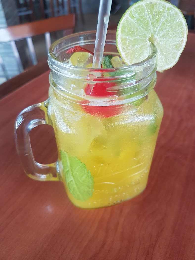 Hatillo Road House Bar & Grill